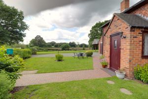 Front Garden- click for photo gallery